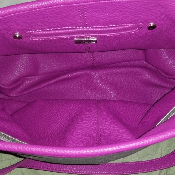 Purse - Picture 3 of 3